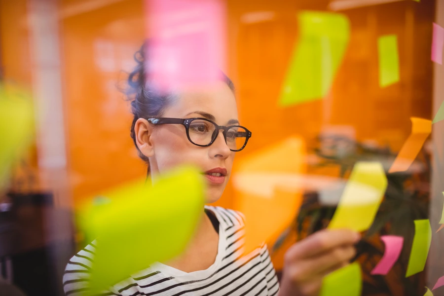 Brainstorming et stratégie créative réalisés par une agence digitale au Mans